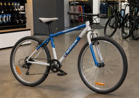 Decathlon bike — reference photo